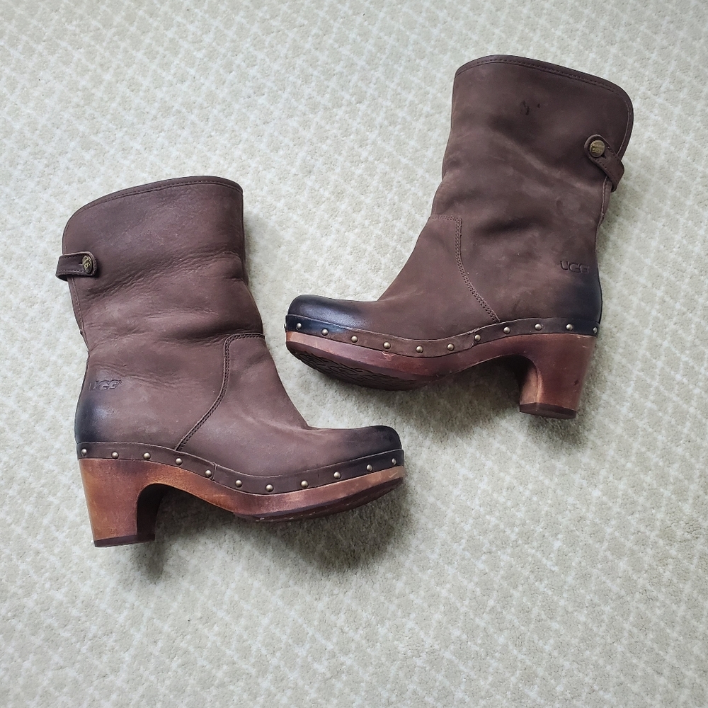 UGG Lynnea boot brown size 6